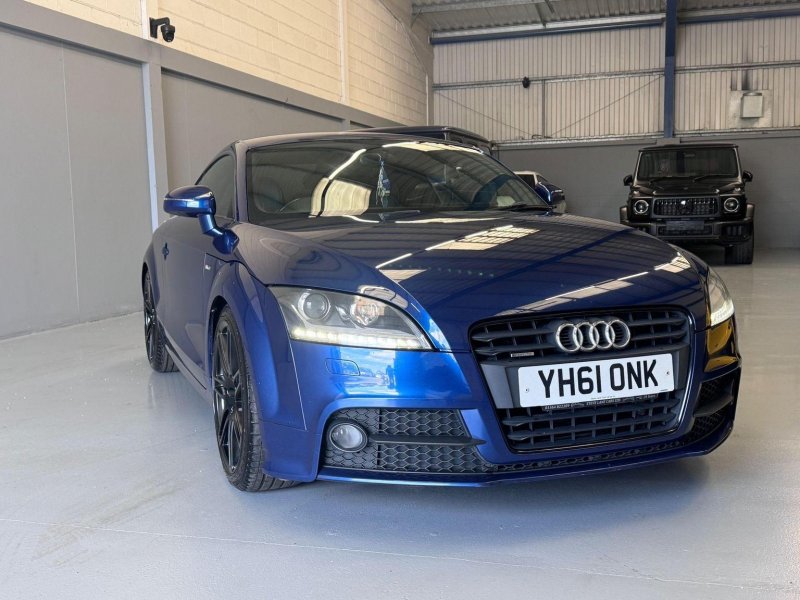 AUDI TT 2.0 TDI Black Edition quattro Euro 5 3dr